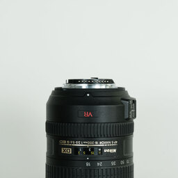 Nikon AF-S DX VR Zoom-Nikkor 18-200mm F3.5-5.6G IF-ED