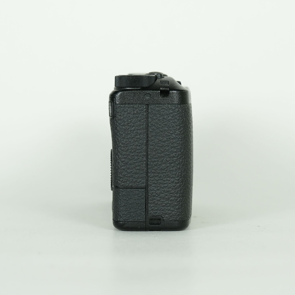 RICOH GR III