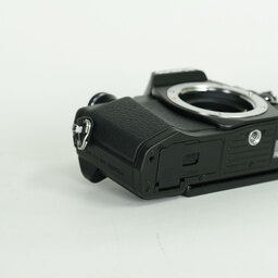 OLYMPUS OM-D E-M10 Mark II