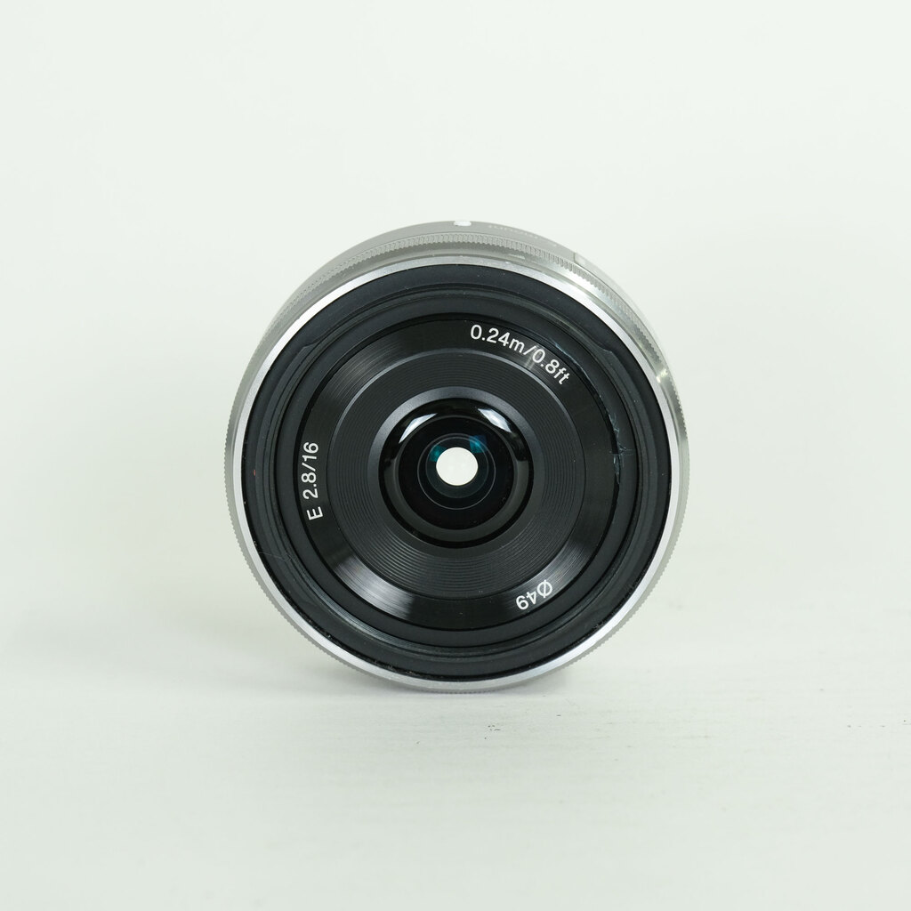 SONY E 16mm F2.8 SEL16F28