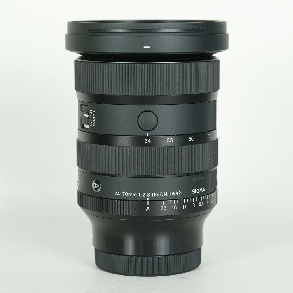 24-70mm F2.8 DG DN II [ソニーE用] 中古価格比較 - 価格.com