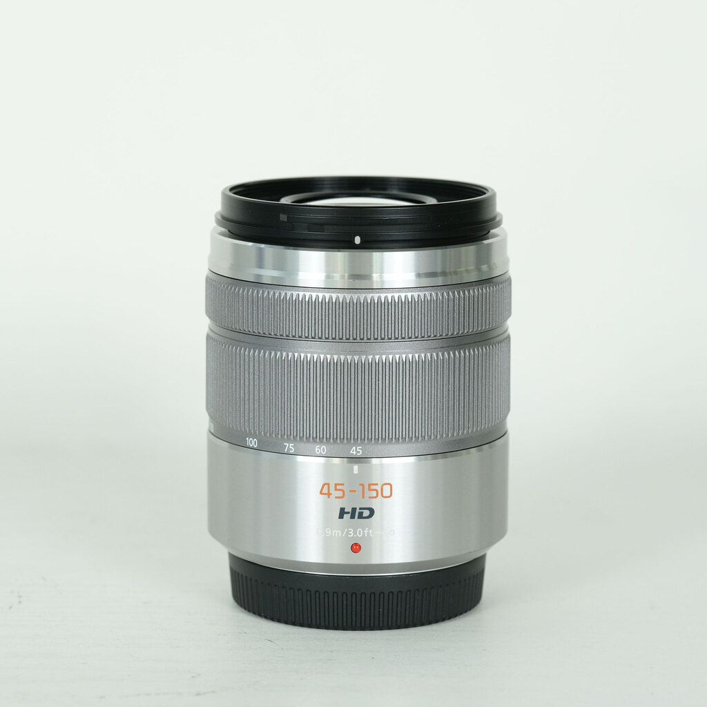 Panasonic LUMIX G VARIO 45-150mm / F4.0-5.6 ASPH. / MEGA O.I.S.の