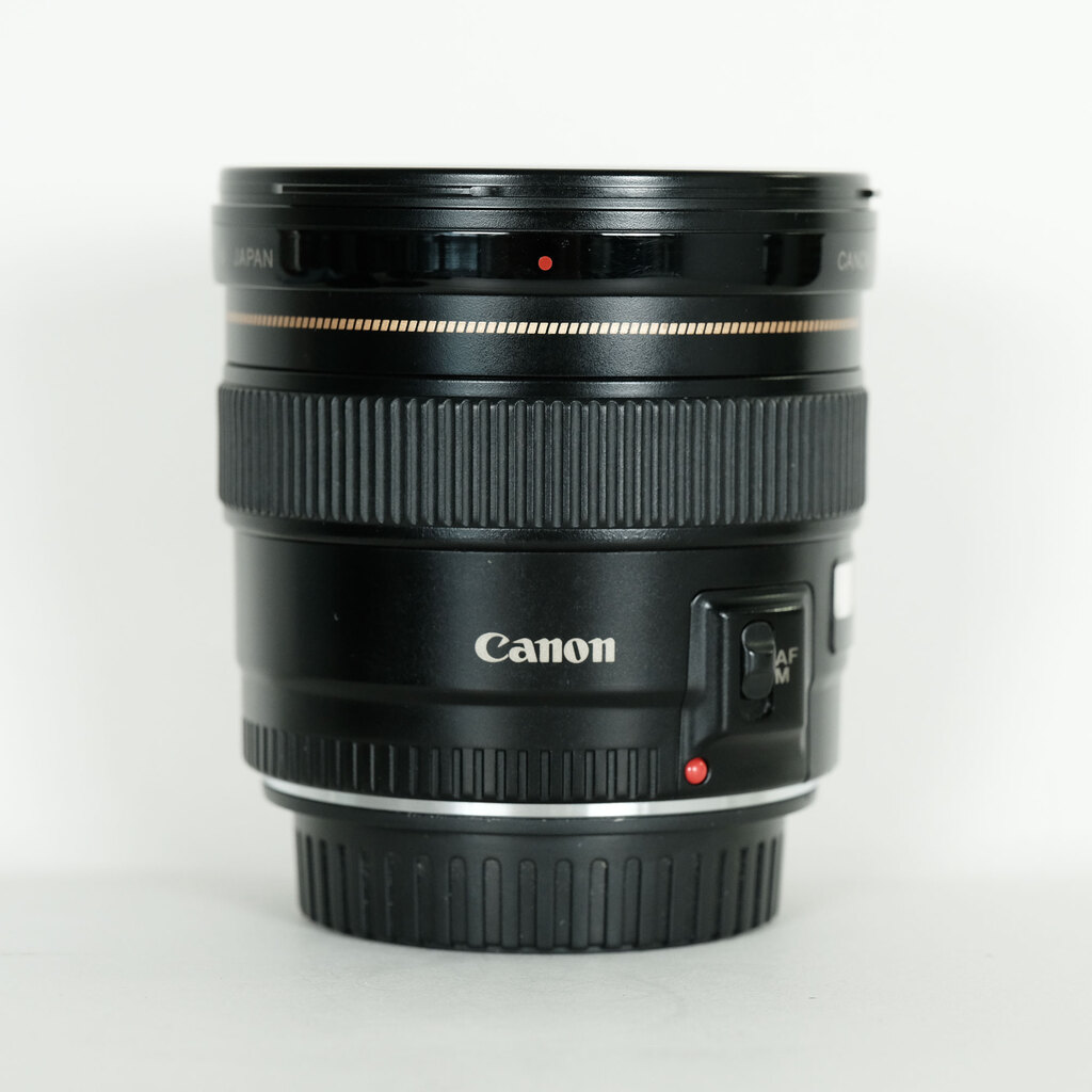 Canon EF20mm F2.8 USM