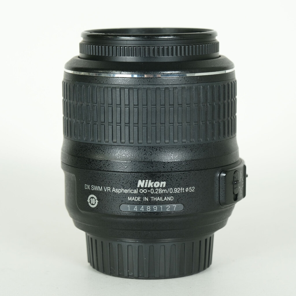 Nikon AF-S DX NIKKOR 18-55mm F3.5-5.6 G VR