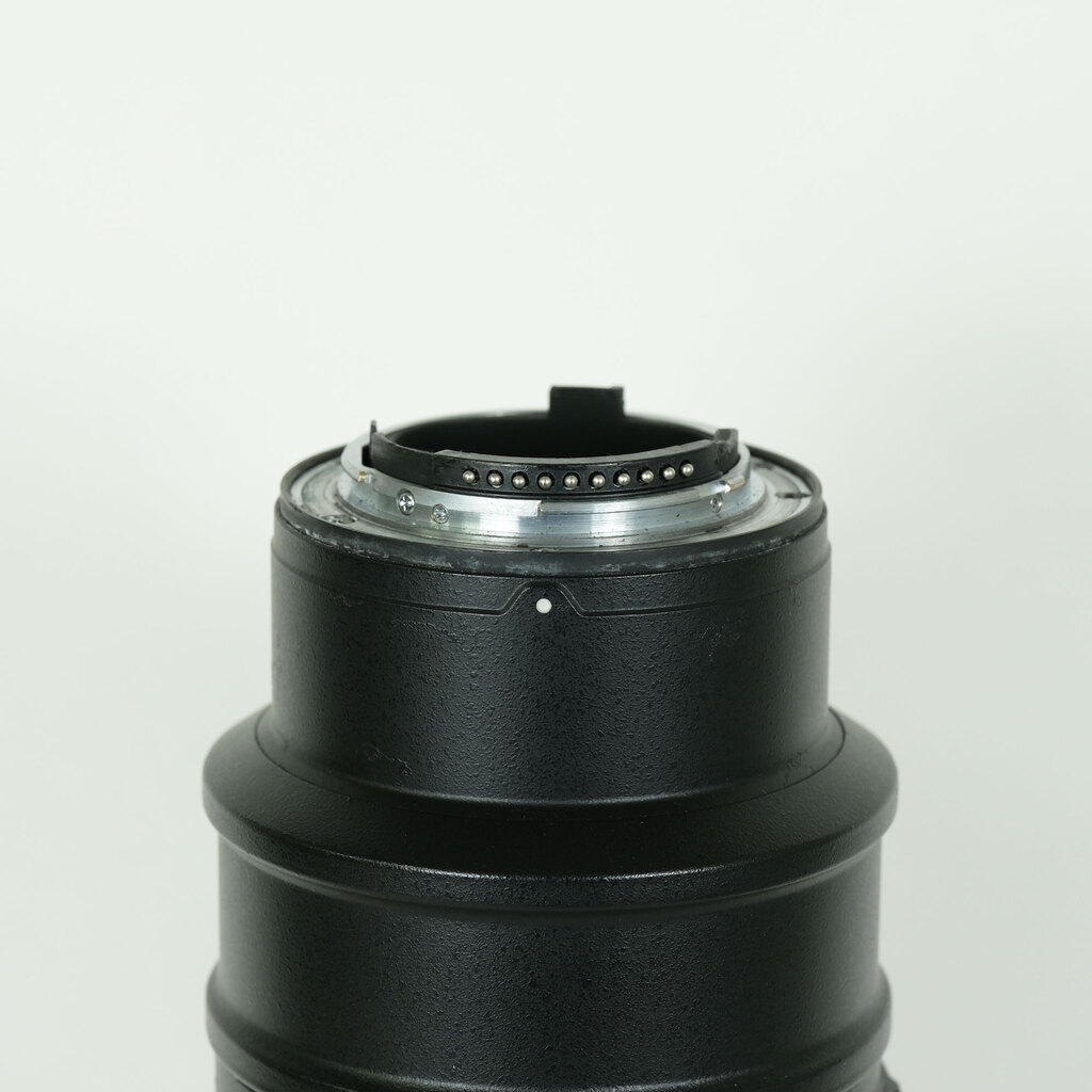 Nikon AF-S NIKKOR 70-200mm F2.8 G ED VR Nikon AF-S NIKKOR 70-200mm F2.8 G ED VR