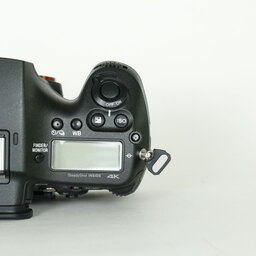 SONY α99II（ILCA-99M2）