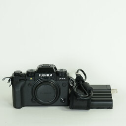 FUJIFILM X-T4