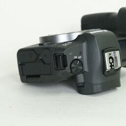 Canon EOS R