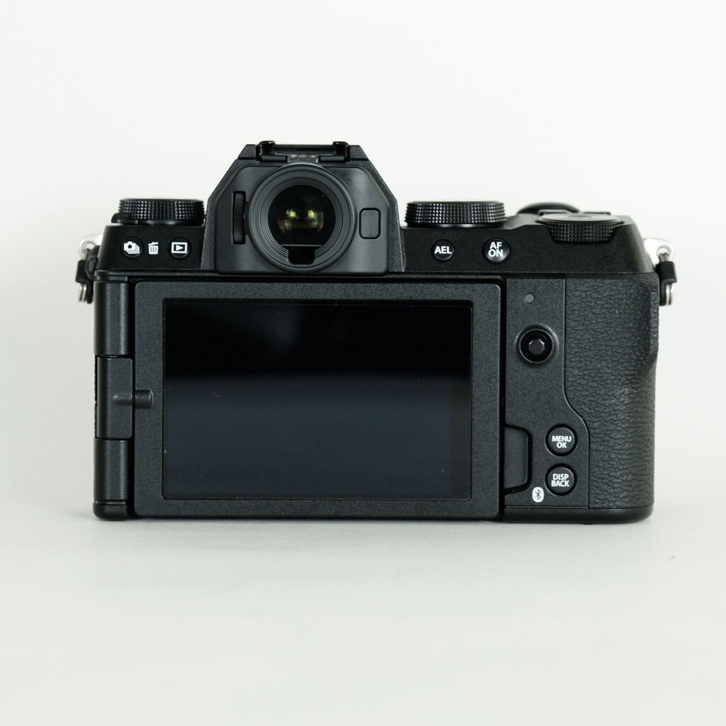 美品FUJIFILM X-S20 本体、非純正バッテリー2個＋チャージャー Amazon