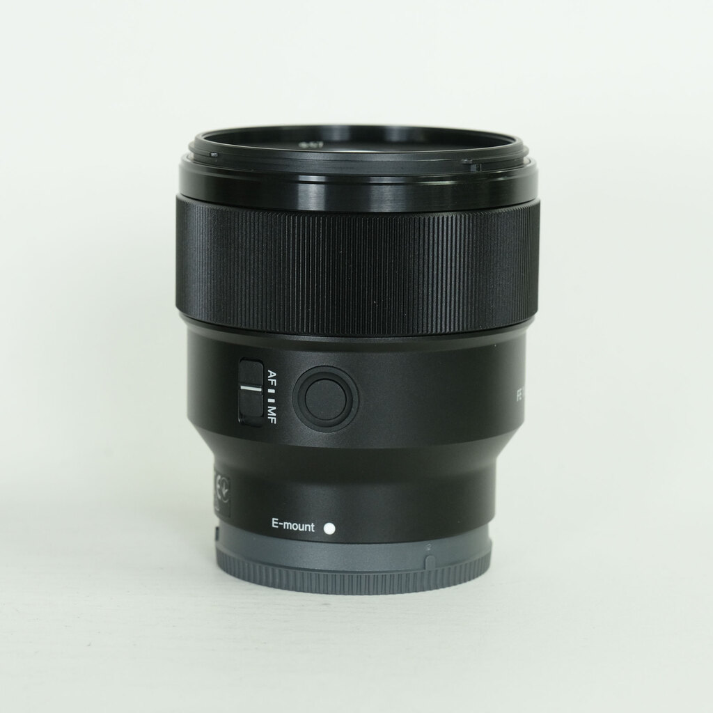 SONY FE 85mm F1.8 SEL85F18