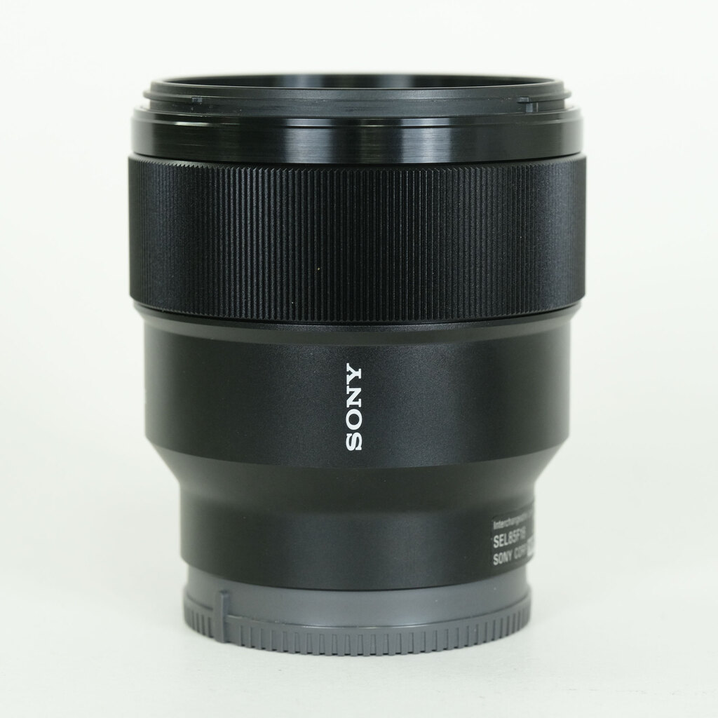 SONY FE 85mm F1.8 SEL85F18 SONY FE 85mm F1.8 SEL85F18