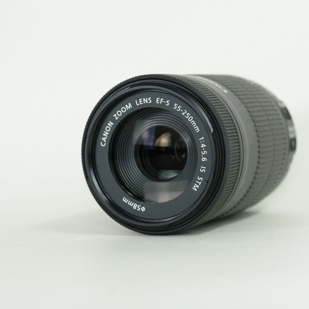 Canon EF-S55-250mm F4-5.6 IS STM