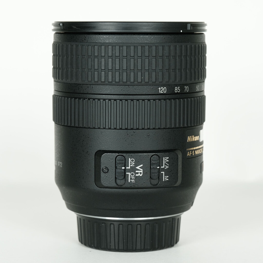 Nikon AF-S VR Zoom-Nikkor 24-120mm F3.5-5.6G IF-ED