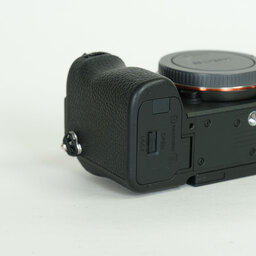 SONY α7C II(ILCE-7CM2) SONY α7C II(ILCE-7CM2)