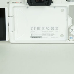 Canon EOS Kiss M