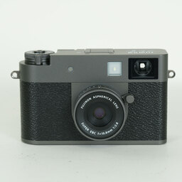 FUJIFILM X half X-HF1