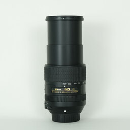 Nikon AF-S DX NIKKOR 18-300mm f/3.5-6.3G ED VR