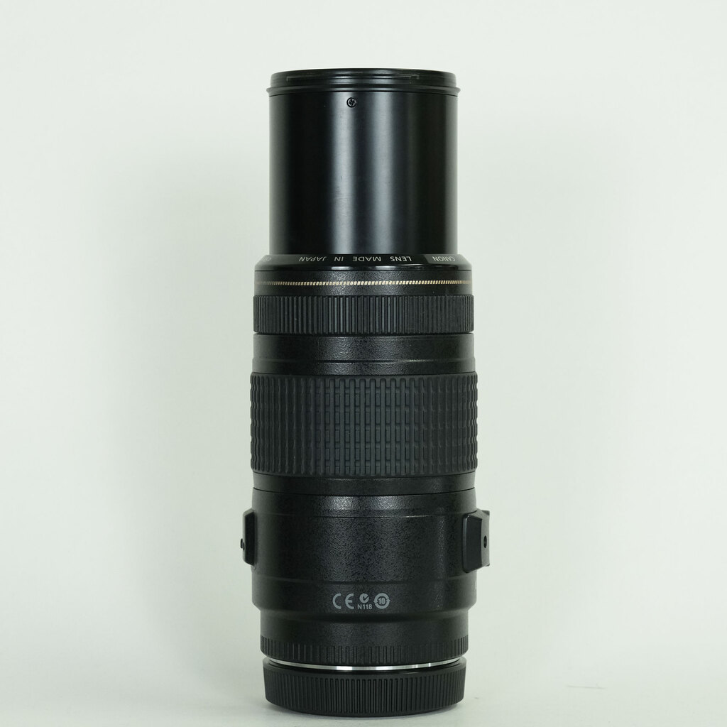 Canon EF70-300mm F4-5.6 IS USM