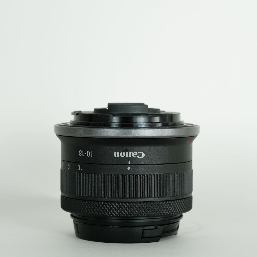 Canon RF-S 10-18mm F4.5-6.3 IS STM