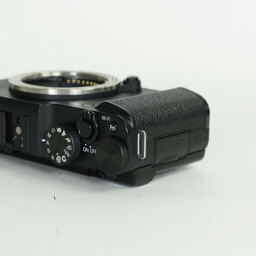 FUJIFILM X-M1 ボディ ブラック