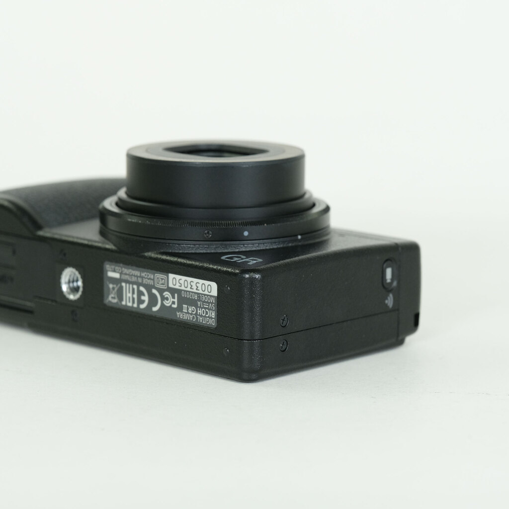 RICOH GR III RICOH GR III