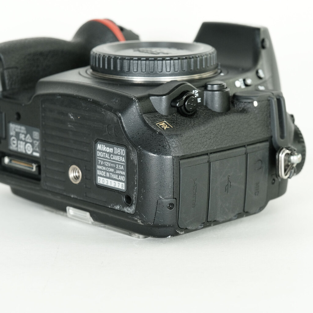 Nikon D810