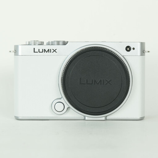 Panasonic LUMIX DC-S9を徹底解説。もっとも親しみやすいフルサイズ機