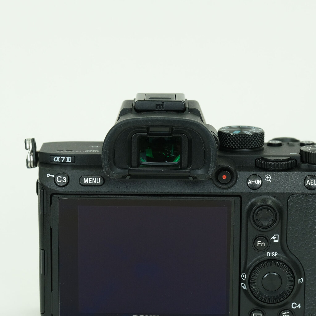 SONY α7 III（ILCE-7M3）