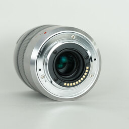 Panasonic LUMIX G VARIO 45-150mm / F4.0-5.6 ASPH. / MEGA O.I.S.