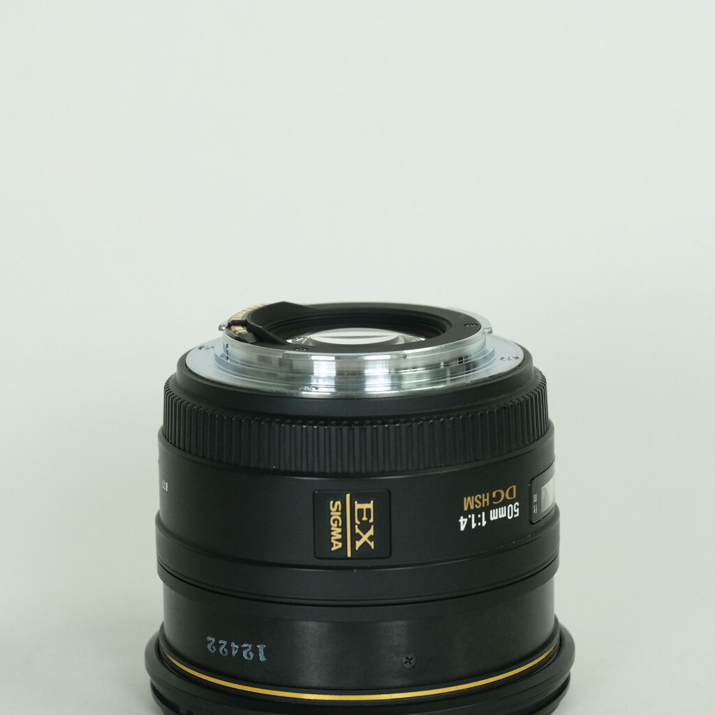 SIGMA 50mm F1.4 EX DG HSM (キヤノンEF用)