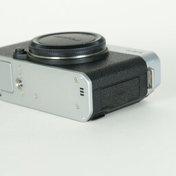 FUJIFILM X-E4 FUJIFILM X-E4