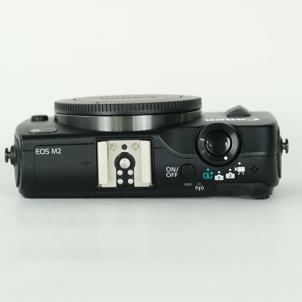 Canon EOS M2 ボディ ブラックの出品 | ONE SCENE（ワンシーン）