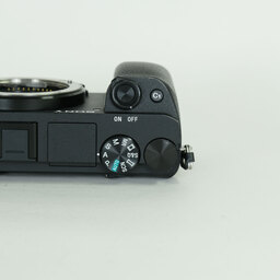 SONY α6400（ILCE-6400）