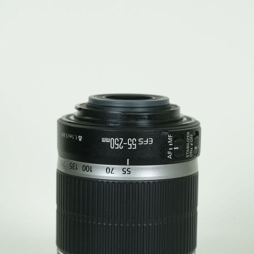 Canon EF-S55-250mm F4-5.6 IS