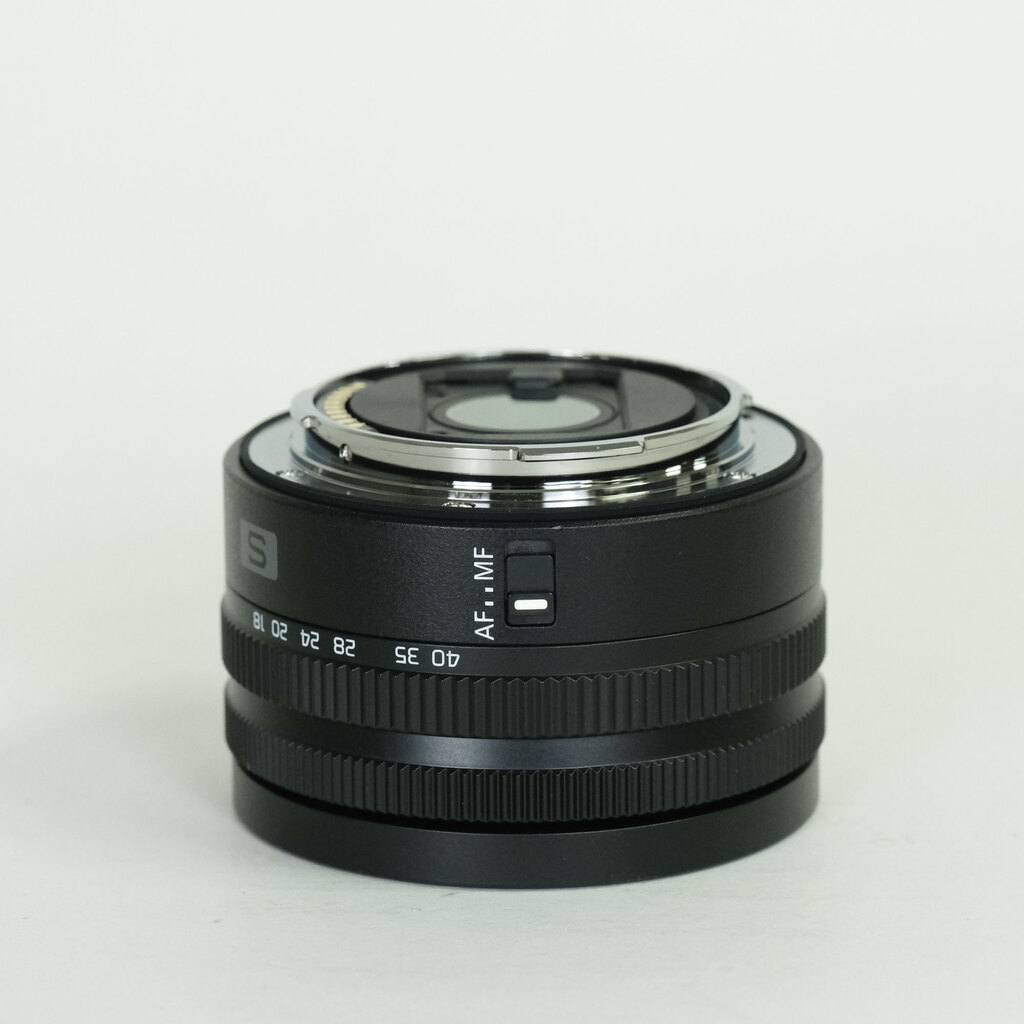 Panasonic LUMIX S 18-40mm F4.5-6.3