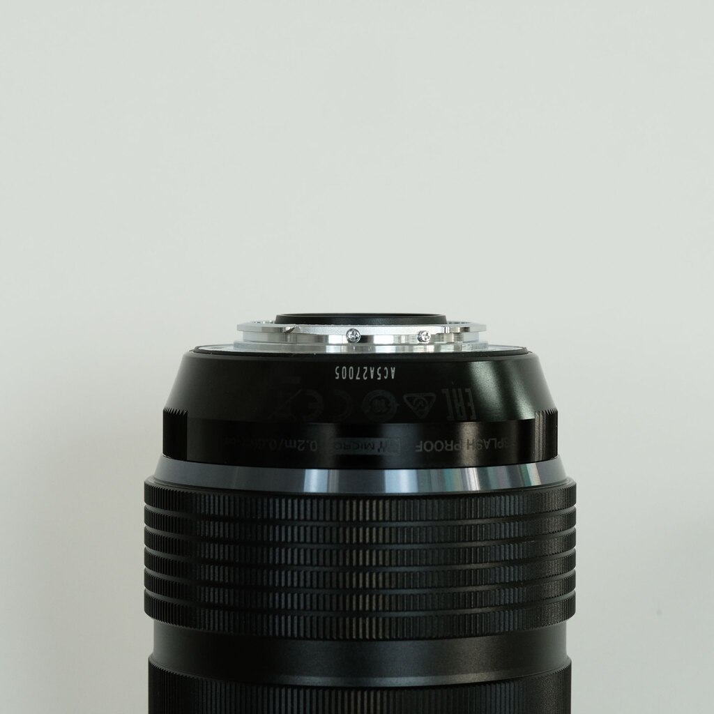 OLYMPUS M.ZUIKO DIGITAL ED 12-40mm F2.8 PRO OLYMPUS M.ZUIKO DIGITAL ED 12-40mm F2.8 PRO