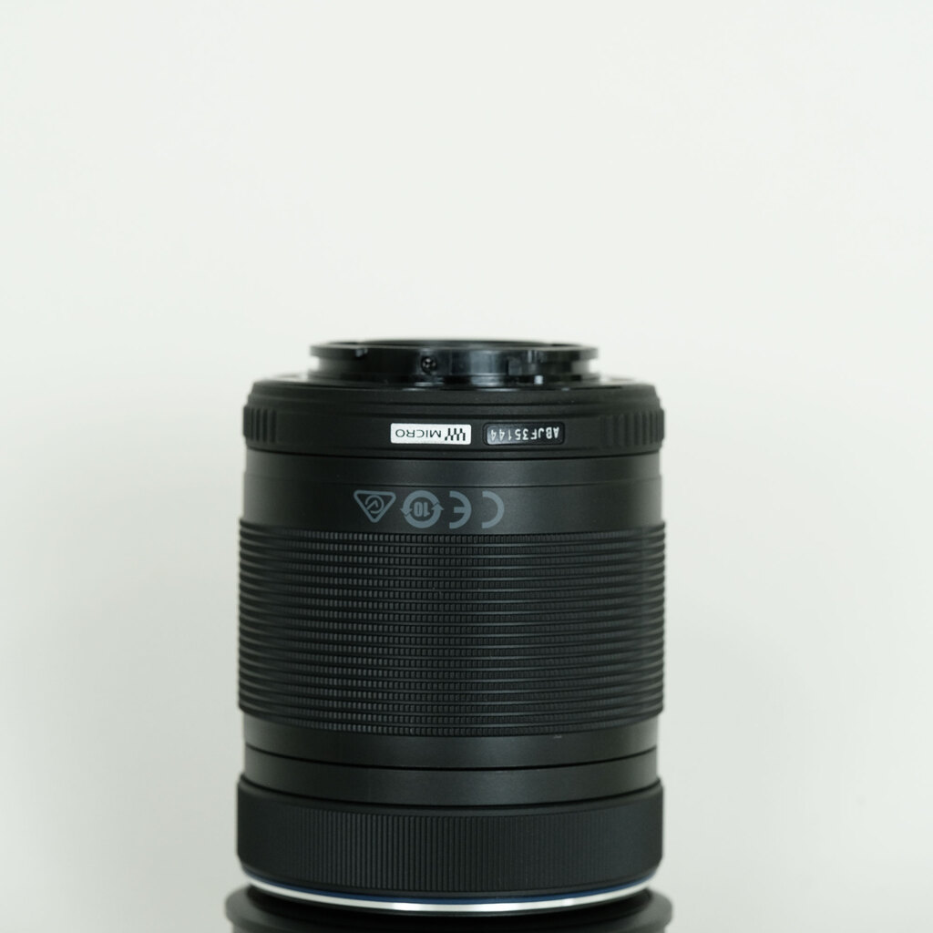 OLYMPUS M.ZUIKO DIGITAL ED 40-150mm F4.0-5.6 R OLYMPUS M.ZUIKO DIGITAL ED 40-150mm F4.0-5.6 R