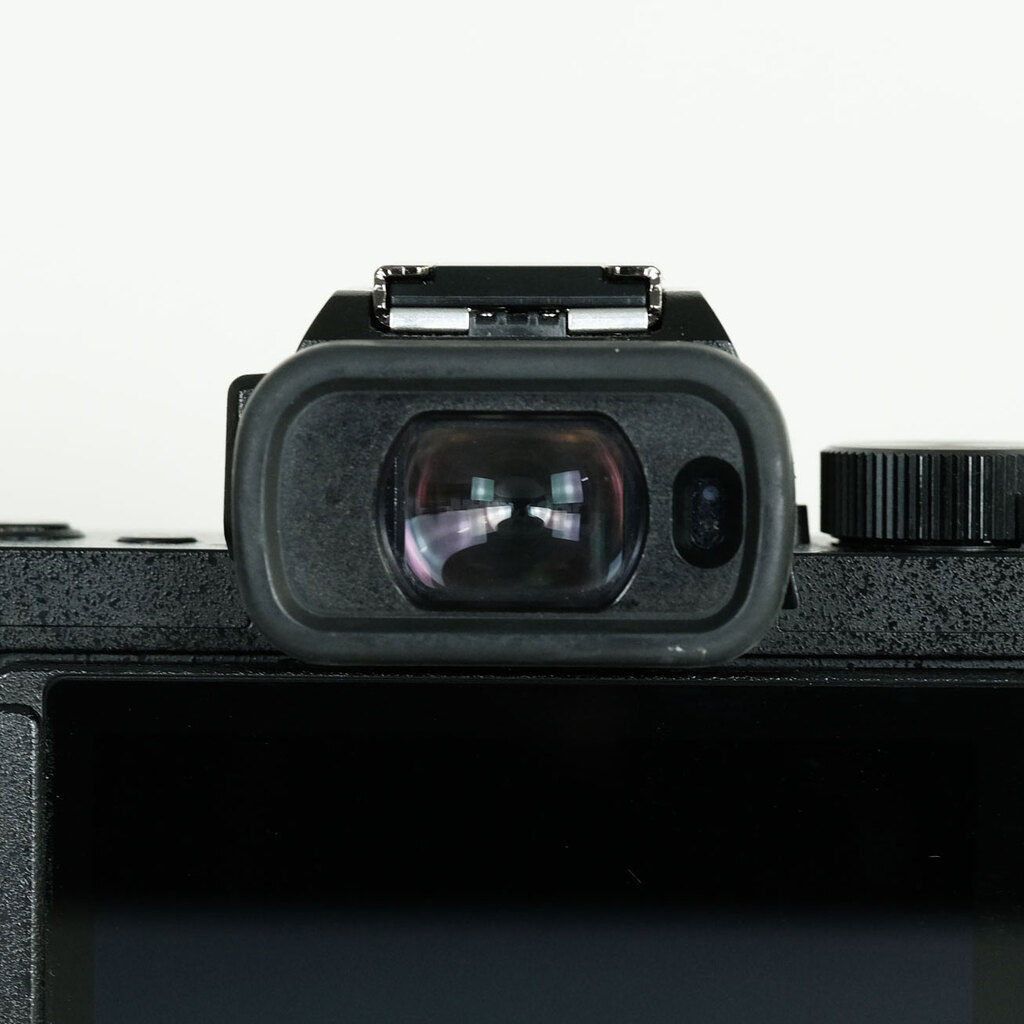 Panasonic LUMIX DC-G100V 標準ズームレンズ ＋ トライポッドグリップキット