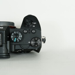 SONY α7 III（ILCE-7M3）