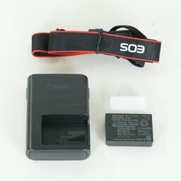 Canon EOS Kiss M2
