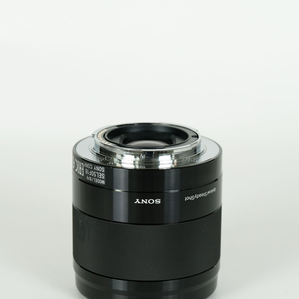 SONY E 50mm F1.8 OSS SEL50F18 SONY E 50mm F1.8 OSS SEL50F18