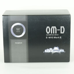 OLYMPUS OM-D E-M10 Mark III