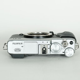FUJIFILM X-E1 シルバー