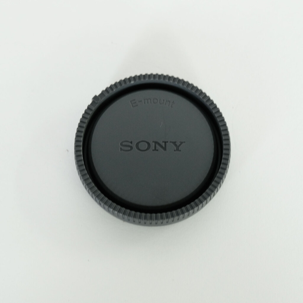 SONY E 18-135mm F3.5-5.6 OSS SEL18135