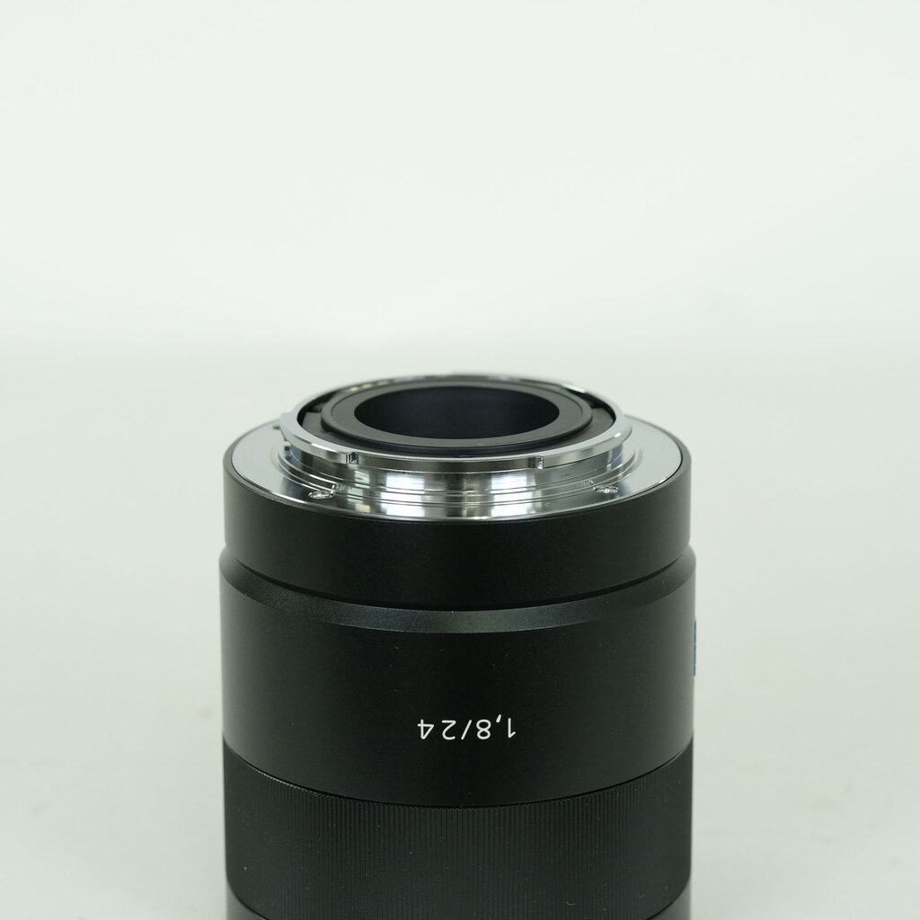 SONY Sonnar T* E 24mm F1.8 ZA SEL24F18Z
