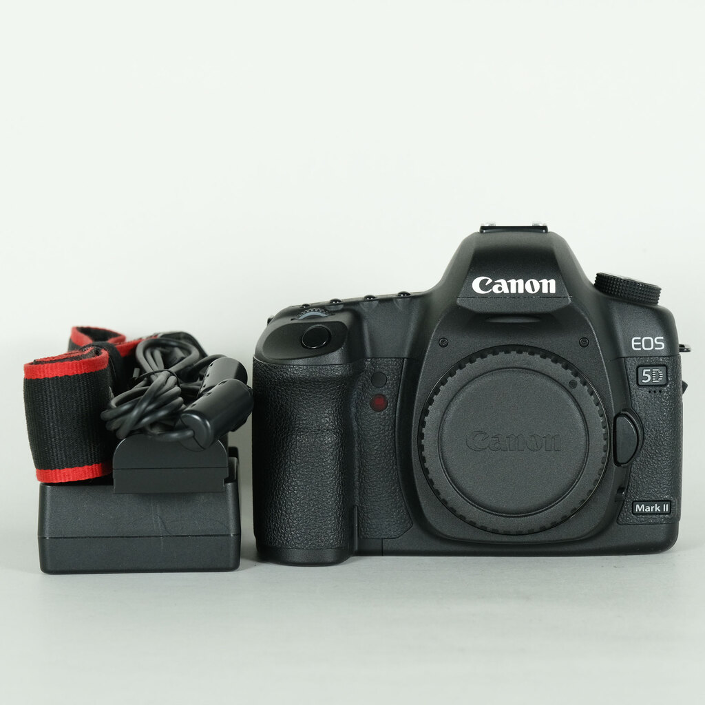 Canon EOS 5D MarkII ボディの出品 | ONE SCENE（ワンシーン）