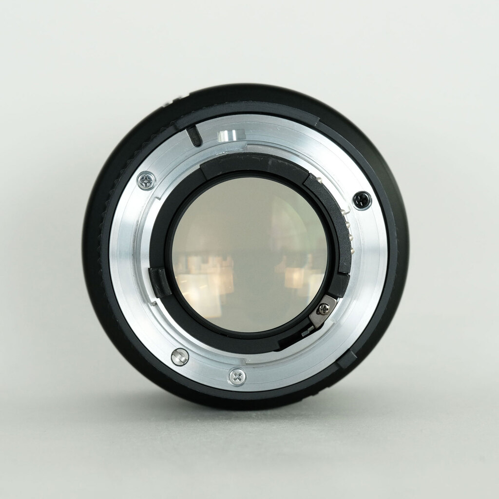 Nikon Ai AF Nikkor 85mm f/1.8D