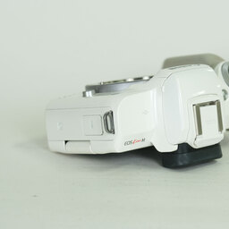 Canon EOS Kiss M