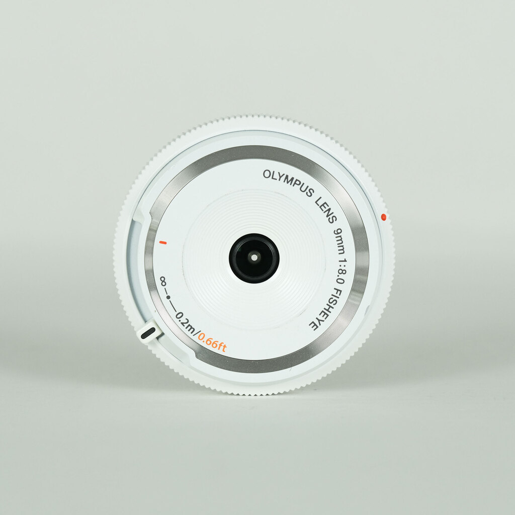 OLYMPUS フィッシュアイボディキャップレンズ（9mm F8.0 FISHEYE