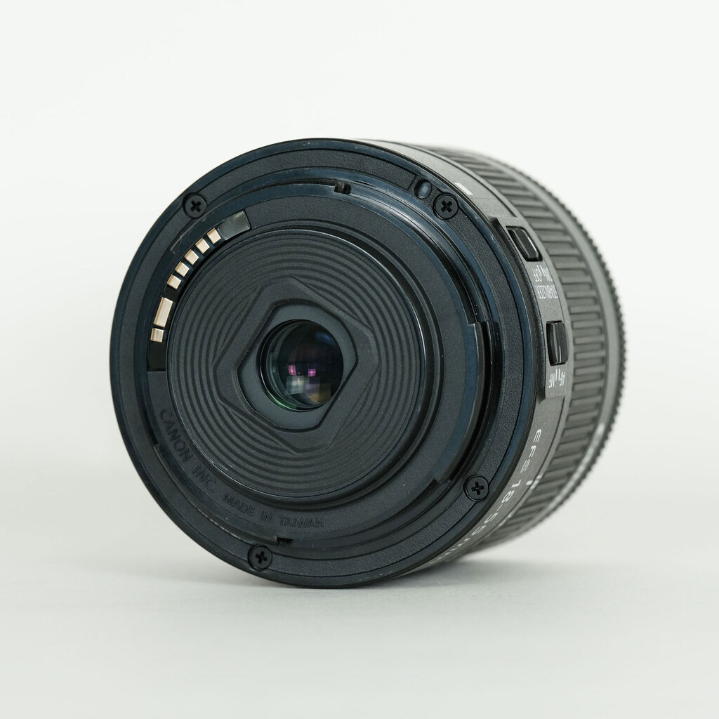 Canon EF-S18-55mm F4-5.6 IS STM